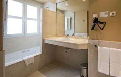 фото отеля Confortel Fuengirola
