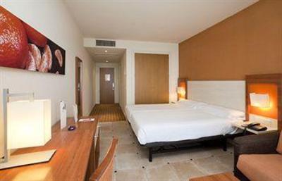 фото отеля Confortel Fuengirola