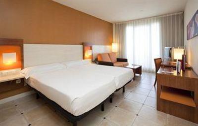 фото отеля Confortel Fuengirola