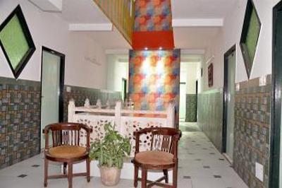 фото отеля Rama Inn New Delhi