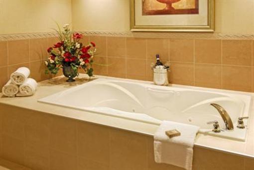фото отеля Homewood Suites by Hilton Burlington