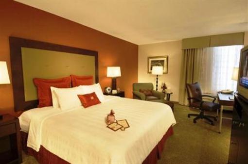 фото отеля Crowne Plaza Tysons Corner