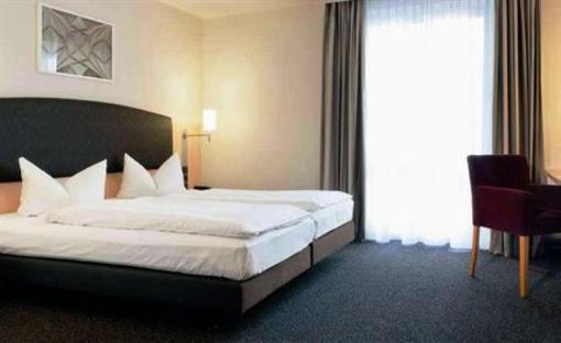 фото отеля Intercityhotel Vienna