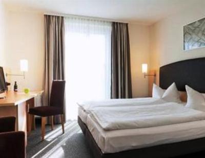 фото отеля Intercityhotel Vienna
