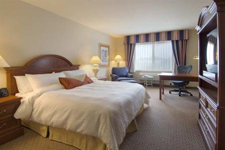 фото отеля Hilton Garden Inn Oshkosh