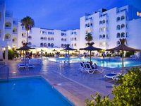 Lord Nelson Hotel & Apartments