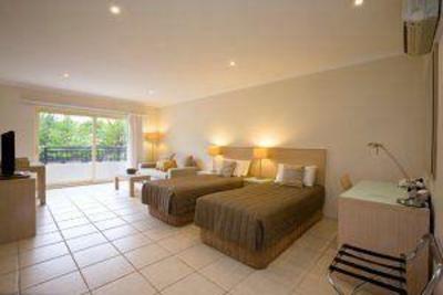 фото отеля Terrigal Sails Serviced Apartments