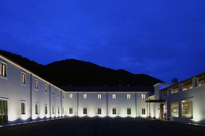 фото отеля Seleni Suites Boutique Deluxe Hotel