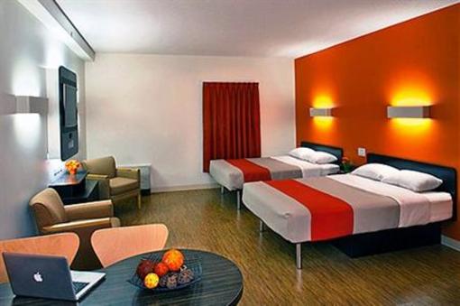 фото отеля Motel 6 Brandon