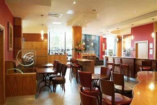 фото отеля Jurys Inn Milton Keynes