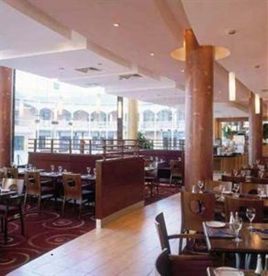 фото отеля Jurys Inn Milton Keynes