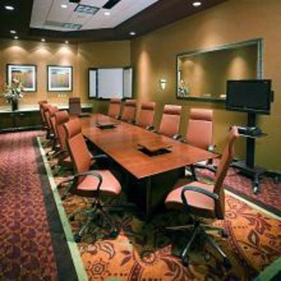 фото отеля Embassy Suites East Peoria