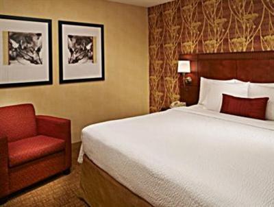 фото отеля Courtyard by Marriott Detroit Troy