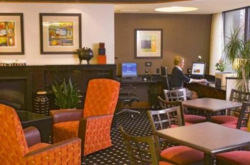 фото отеля Hampton Inn Lancaster (Pennsylvania)