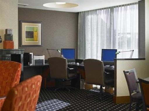 фото отеля Hampton Inn Lancaster (Pennsylvania)