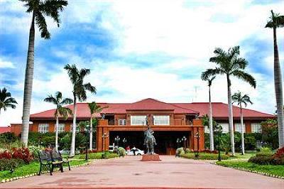 фото отеля Fort Ilocandia Hotel Laoag City