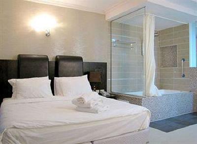 фото отеля Royal T Suites