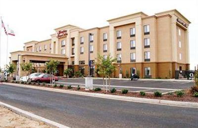 фото отеля Hampton Inn & Suites Madera