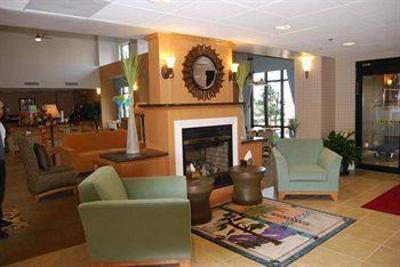 фото отеля Hampton Inn & Suites Madera