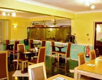 фото отеля Gatwick White House Hotel Horley