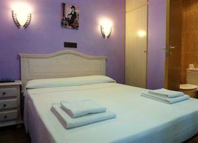 фото отеля Hostal Regio Madrid