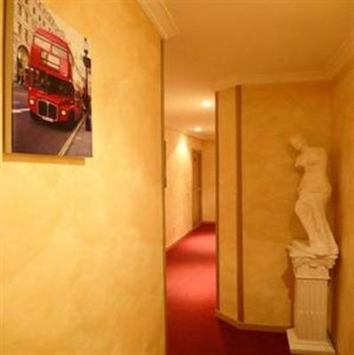 фото отеля Hostal Regio Madrid