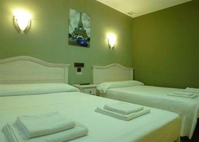 фото отеля Hostal Regio Madrid