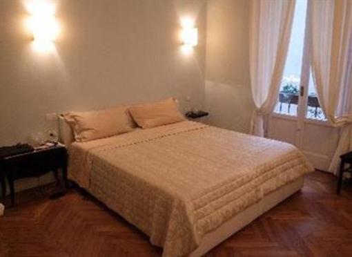 фото отеля The Place Downtown Milan