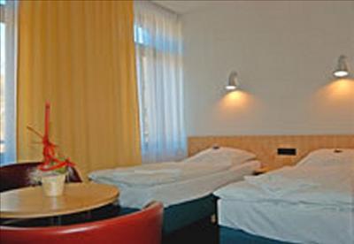 фото отеля Hotel Am Tiefwarensee