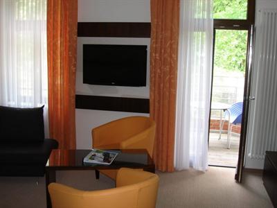 фото отеля Hotel Am Tiefwarensee
