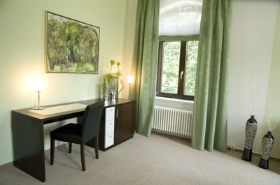 фото отеля Hotel Am Tiefwarensee