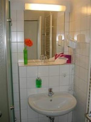 фото отеля Hotel Am Tiefwarensee
