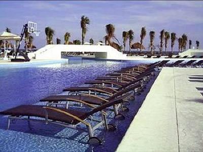 фото отеля BlueBay Grand Esmeralda Hotel Playa del Carmen