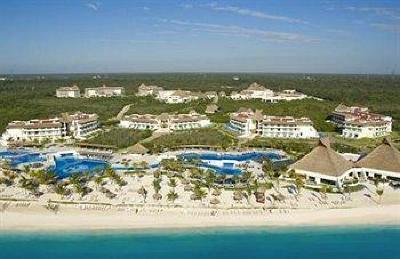 фото отеля BlueBay Grand Esmeralda Hotel Playa del Carmen