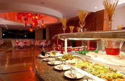 фото отеля BlueBay Grand Esmeralda Hotel Playa del Carmen