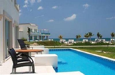 фото отеля BlueBay Grand Esmeralda Hotel Playa del Carmen