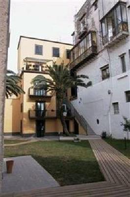 фото отеля La Controra Hostel Naples