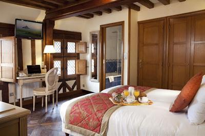 фото отеля Auberge Saint-Pierre