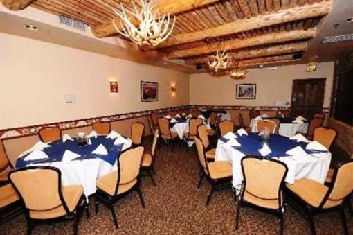 фото отеля Table Mountain Inn