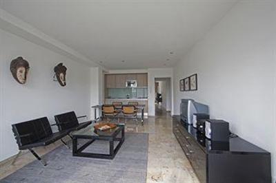 фото отеля Burns Art & Culture Apartments