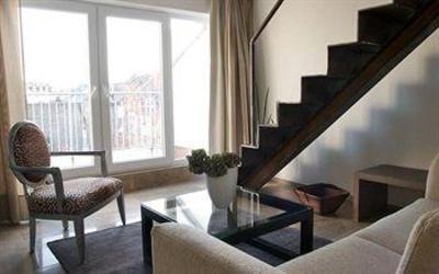 фото отеля Burns Art & Culture Apartments