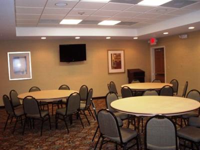 фото отеля Staybridge Suites Covington