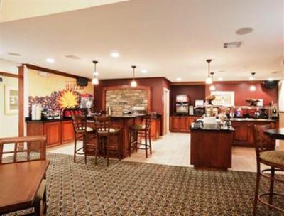 фото отеля Staybridge Suites Covington