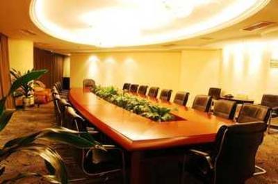 фото отеля Heroyear Hotel