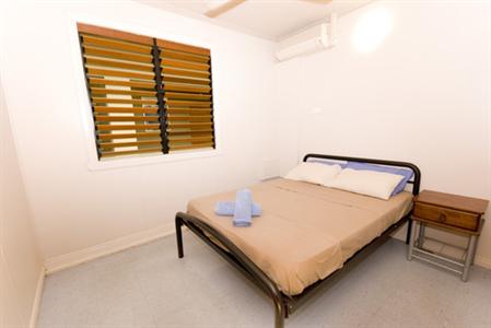 фото отеля Global Backpackers Waterfront Hostel Cairns
