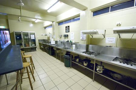 фото отеля Global Backpackers Waterfront Hostel Cairns
