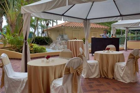 фото отеля Embassy Suites Deerfield Beach Resort