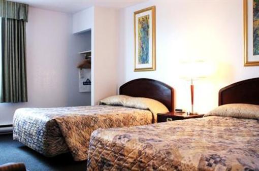 фото отеля Travelodge Calgary International Airport
