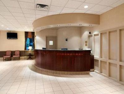 фото отеля Travelodge Calgary International Airport