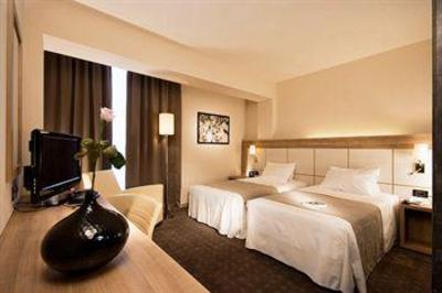 фото отеля Doubletree by Hilton Milan